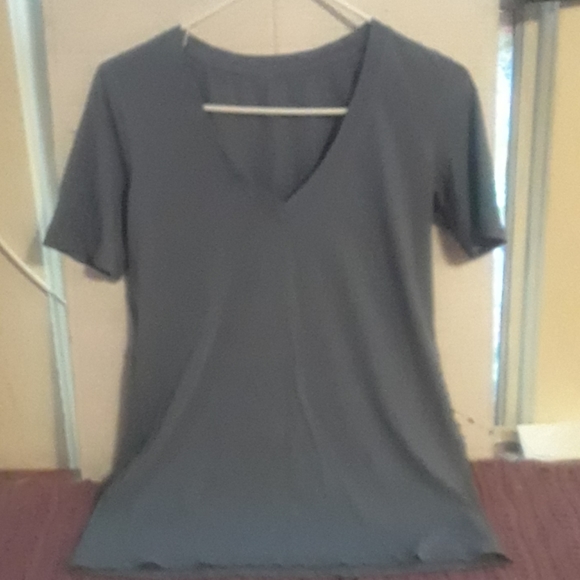 lululemon athletica Tops - Lululemon women's shirt